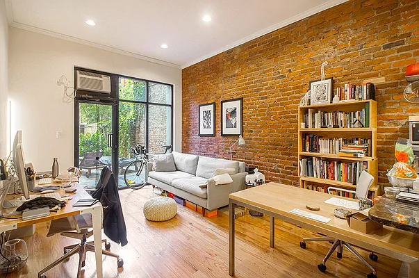 Rented by Compass | media 4