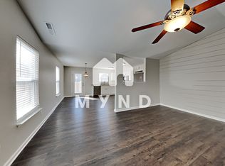 9591 W Quarter Moon Dr, Pendleton, IN 46064