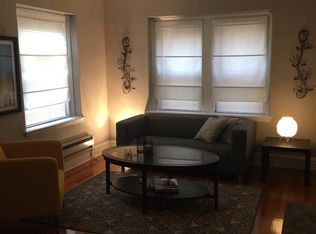 6301 S Rosebury Ave APT 3W, Saint Louis, MO 63105