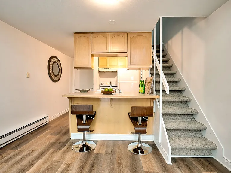 1000 Union St #110 — Photo 28