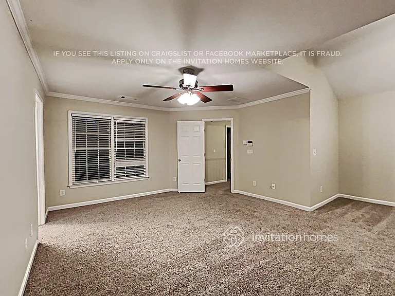 350 Hillside Manor Dr — Photo 10
