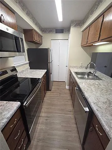 2038 Dickory Ave #2A — Photo 2
