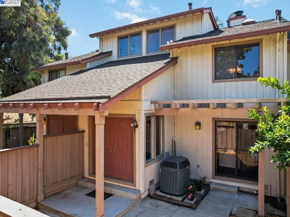 38468 Redwood Ter, Fremont, CA 94536