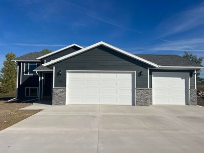 639 Valor Ct, Box Elder, SD, 57719