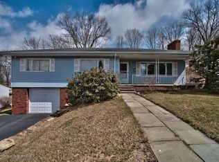 815 Hilltop Dr #L-27, Clarks Summit, PA