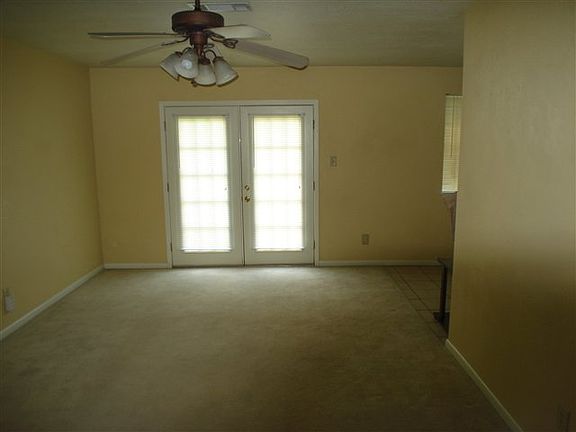 3rd image of 616 S 4th St