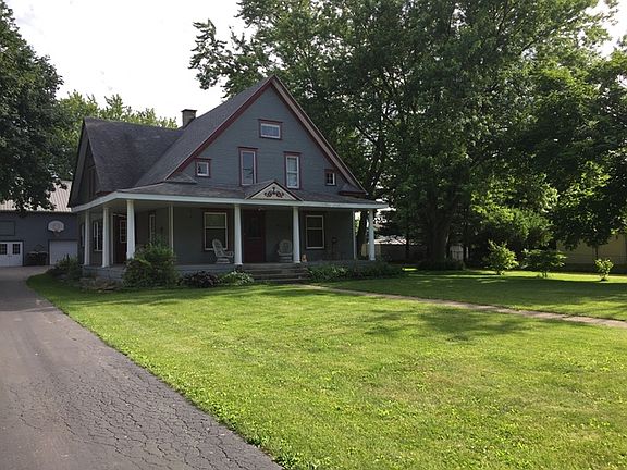 2nd image of 205 W Park St