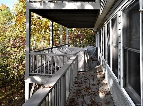 5th image of 425 Grandview Cliff Hts