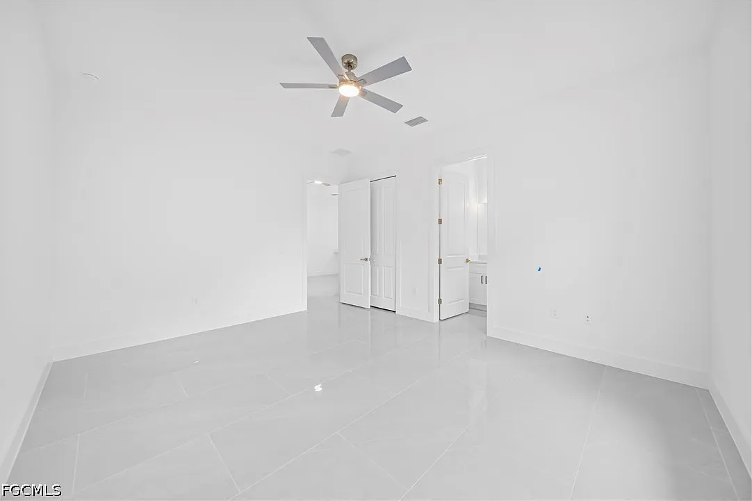 3 bed, 2.0 bath, 1270 sqft, $2,000 — Photo 4