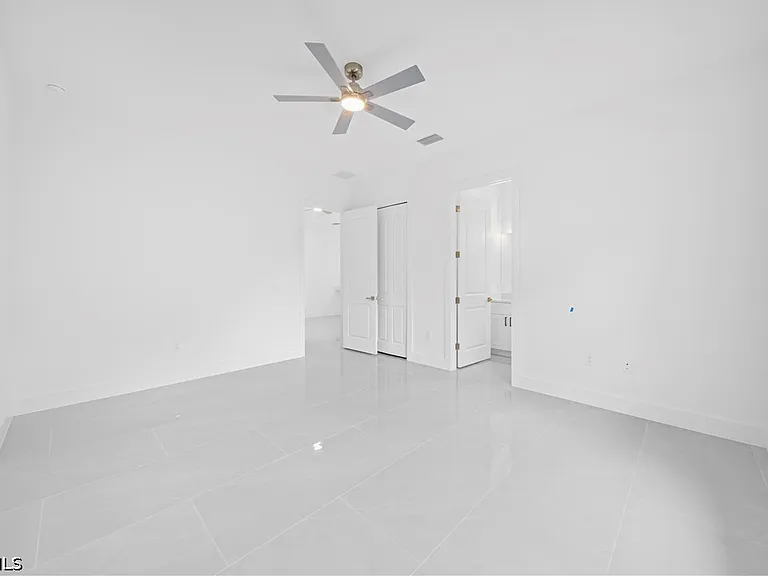 2218 Fairway Dr — Photo 4