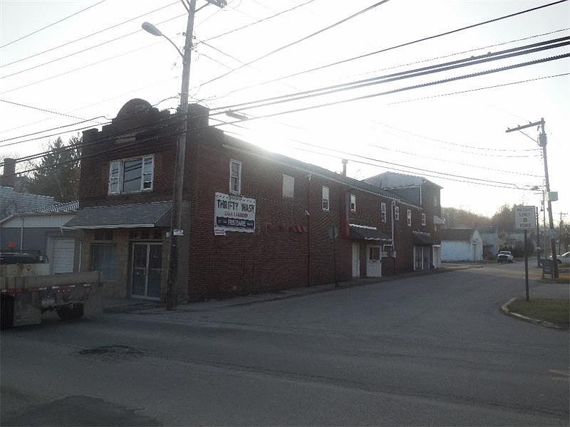 1st image of 847 Main St