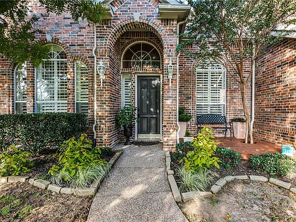 4th image of 1712 Winding Hollow Ln
