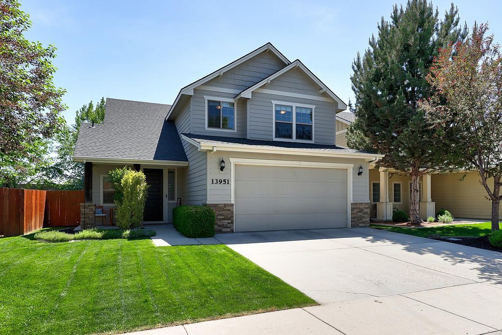 13951 W Milford Dr - Property Image