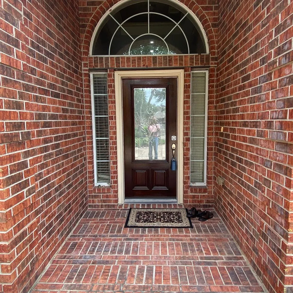 4 bed, 3.0 bath, 2830 sqft, $2,825 — Photo 4