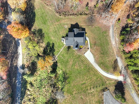 60th image of 89 High Meadows Ct