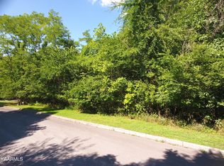 120 Merlot Ct, Loudon, TN 37774