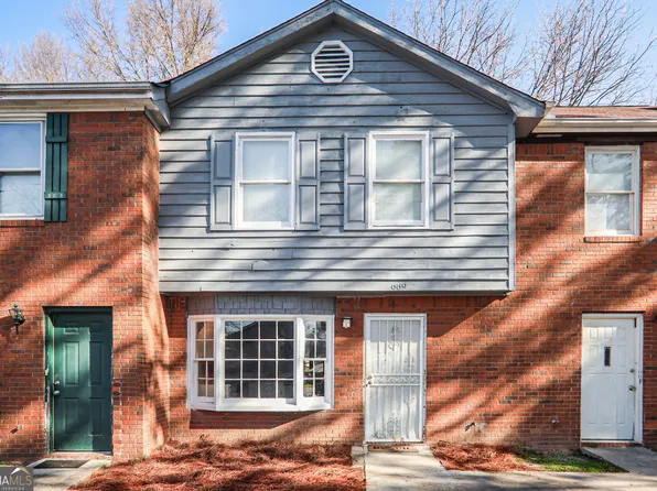 669 Hunting Creek Ln SE, Conyers, GA 30013