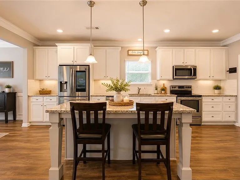 201 Cades Ct — Photo 12