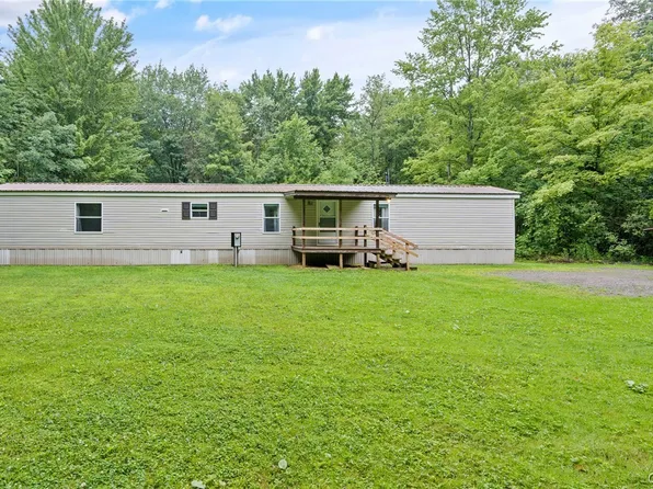 2702 County Route 45, Fulton, NY 13069