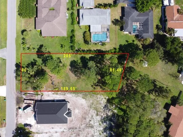781 NE Lanfair Street, Port St Lucie, FL 34983