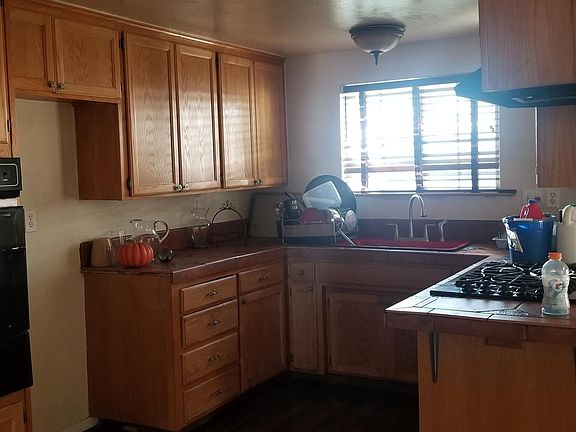 3rd image of 4001 S Manderly Ave