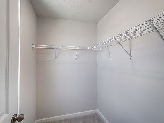 5th image of 5718 Millbrook Dr