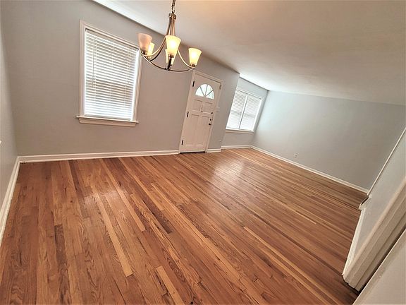 2nd image of 1260 Stmark Ln