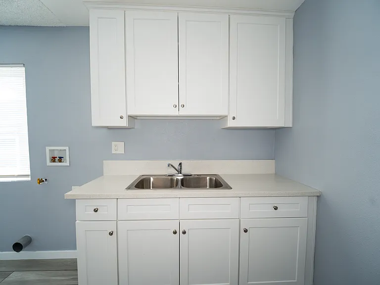 3530 E 61st Pl #J — Photo 4