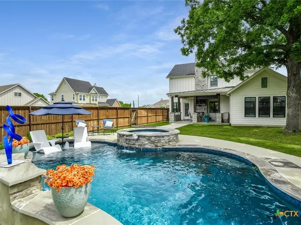 105 Retreat Pl, Georgetown, TX 78626