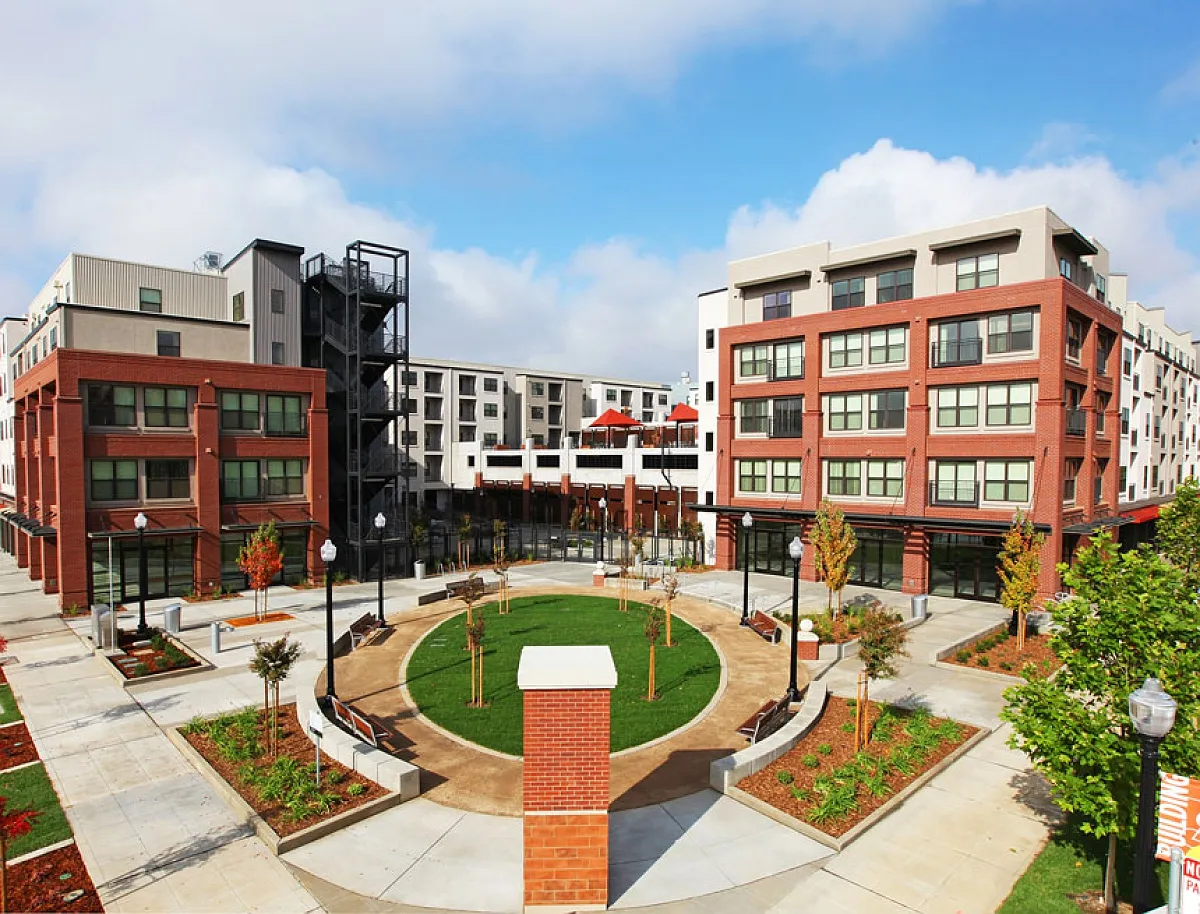 Cannery Place Apartments — Photo 1