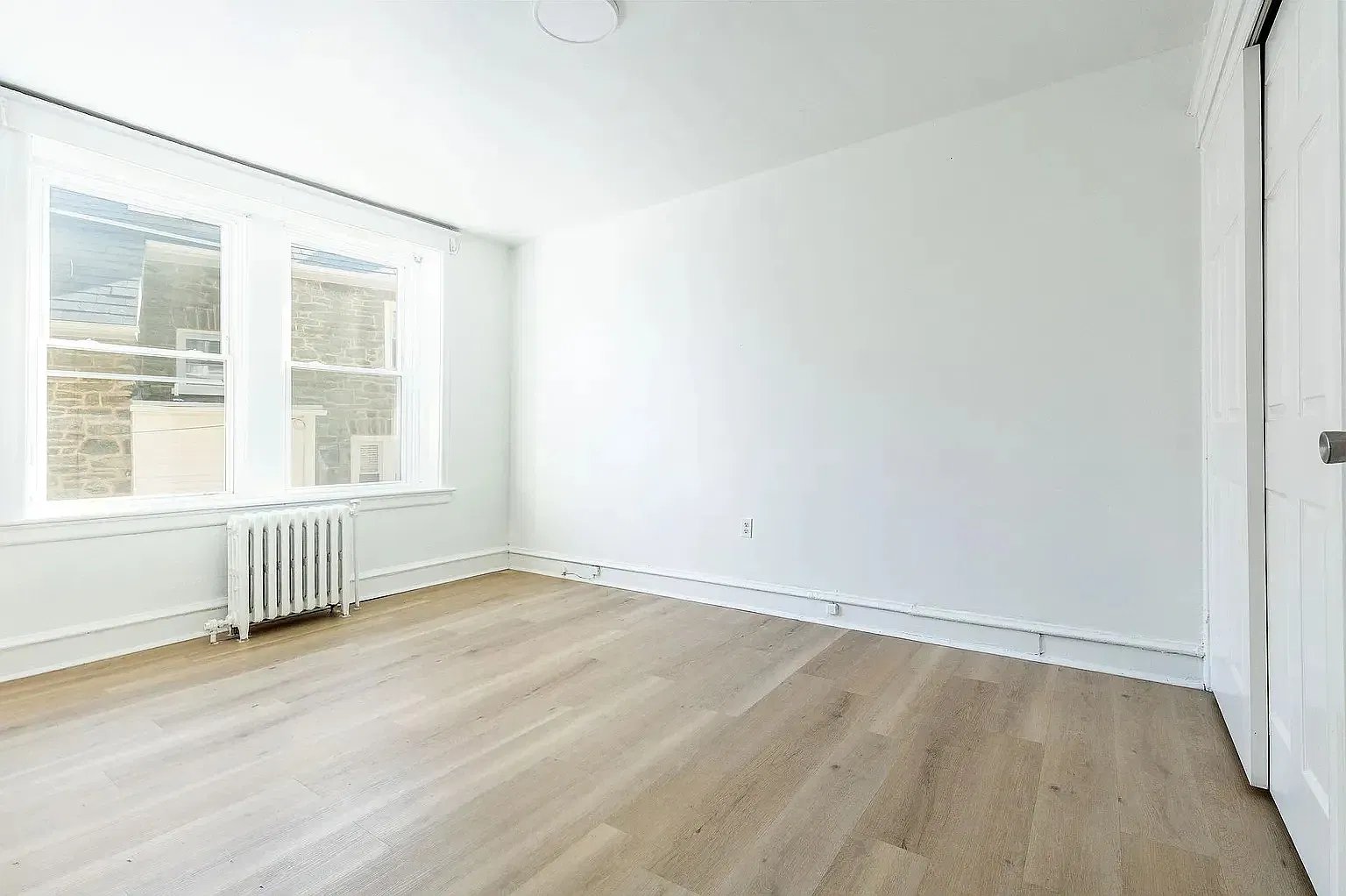 1 bed, $1,185 — Photo 2