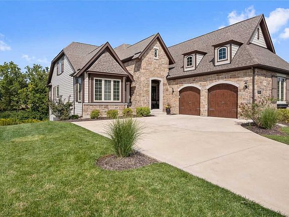 2nd image of 12725 Creekside View Dr