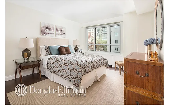 Sold by Douglas Elliman | media 6