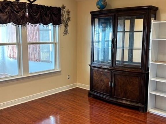 3rd image of 4702 Planters Ridge Dr