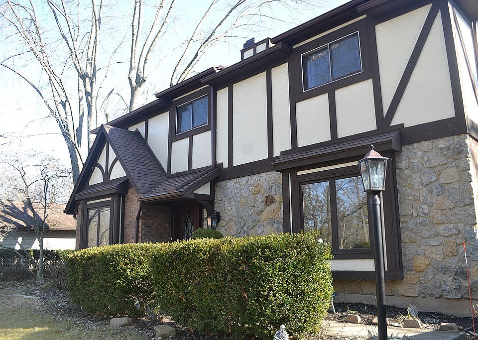 1st image of 4423 Valley Brook Dr