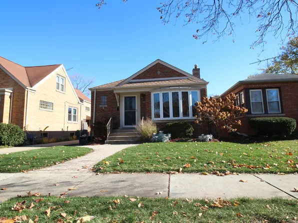 9725 S Millard Ave, Evergreen Park, IL 60805