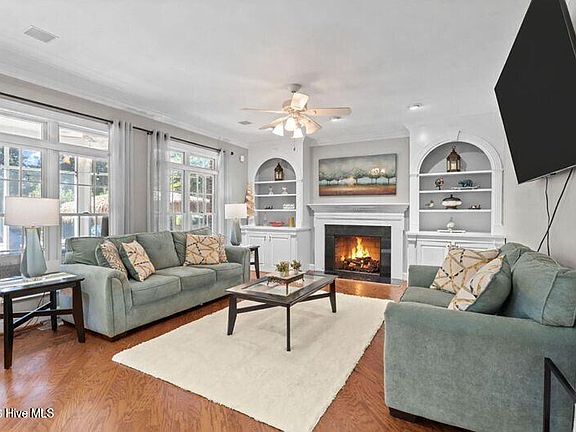 2nd image of 5870 Hoyt Road