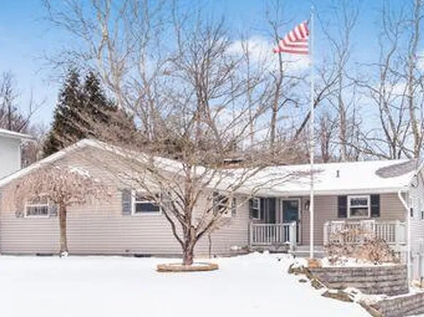 1353 N Howell Dr, Newark, OH 43055