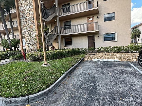 3rd image of 4970 E Sabal Palm Blvd APT 115