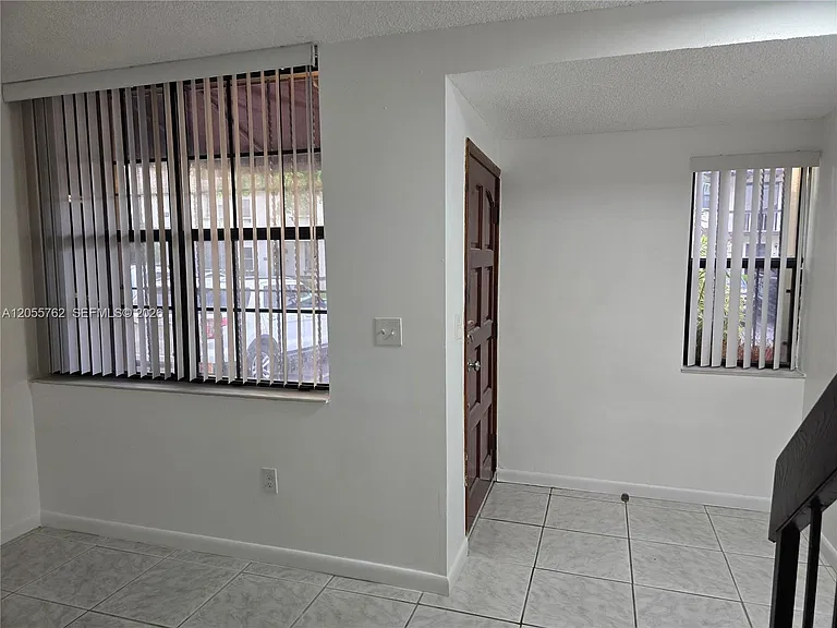 12230 SW 16th Ter #J-102 — Photo 2