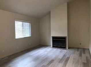 42 Pine Tree Cir, Cotati, CA 94931