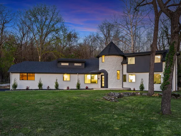 5554 S Woodcliffe Drive, Springfield, MO 65804