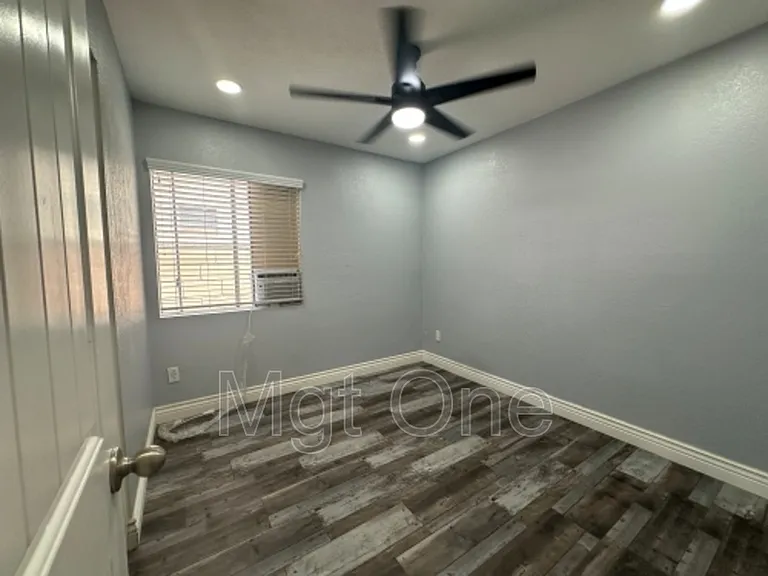 543 Prairie Way — Photo 7