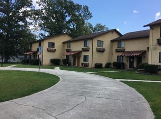 2827 Breezewood Ave, Fayetteville, NC 28303