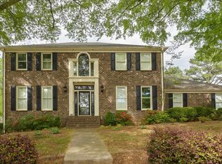 113 E Queensbury Ln, Florence, AL 35630