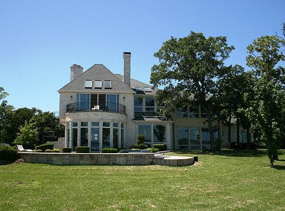 3rd image of 317 Pebble Beach Dr