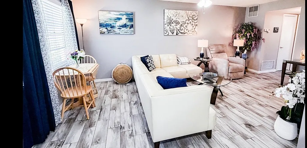 Charming 1BR 2BA Condo with 750 Sq Ft in Vero Beach — Photo 3