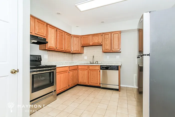 736 Marbea Dr — Photo 4