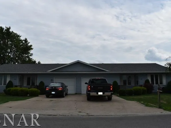 409 E Ririe Pl, Flanagan, IL 61740