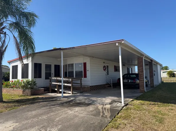 645 Tortugas Dr, North Fort Myers, FL 33917